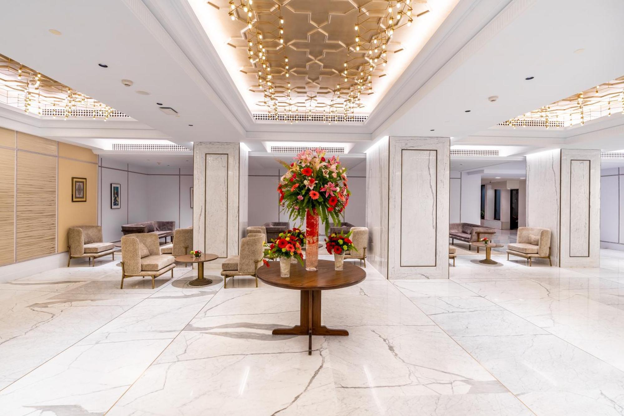 The Soaltee Kathmandu Hotel Exterior photo